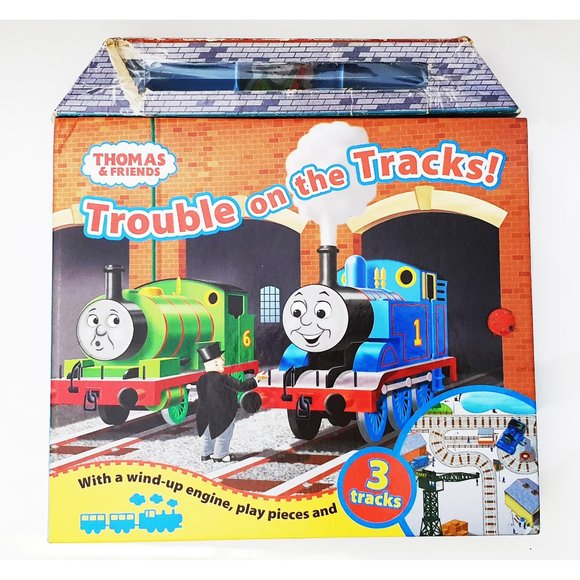 Thomas & Friends - Trouble on the Tracks - Interactive Railway Board Game Book - Picture 12 of 12